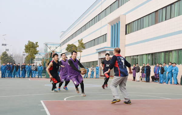 公司隆重举行2017年元旦职工运动会  趣味十足欢(图2)