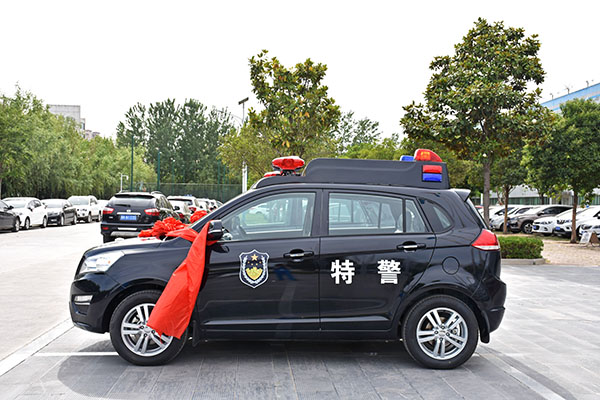 山西运城绛县SUV电动巡逻车发车(图3)