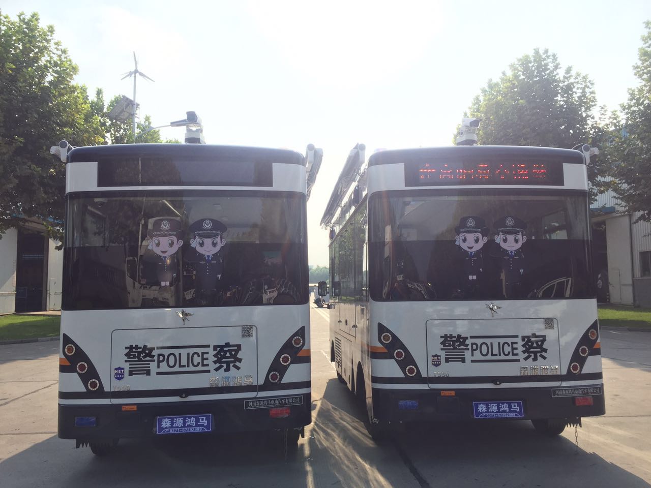 河北高阳县采购的移动警务室发车(图5)