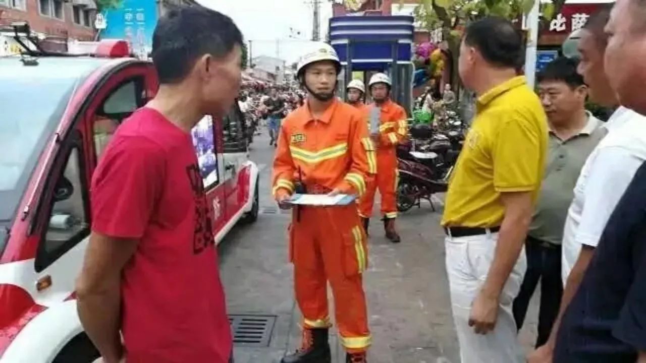 【迎接十九大 忠诚保平安】鲤城公安圆满完成两节安保任务(图4)