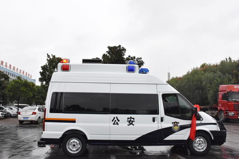 保证出行安全——四川凉山州采购交警执勤车(图4)