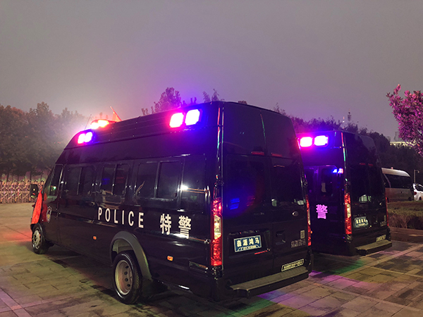 云南玉溪市通过公安部警采中心采购实战运兵车(图5)