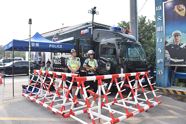 装备快讯ￜ森源鸿马重磅推出治安卡口拒马装备车(图11)