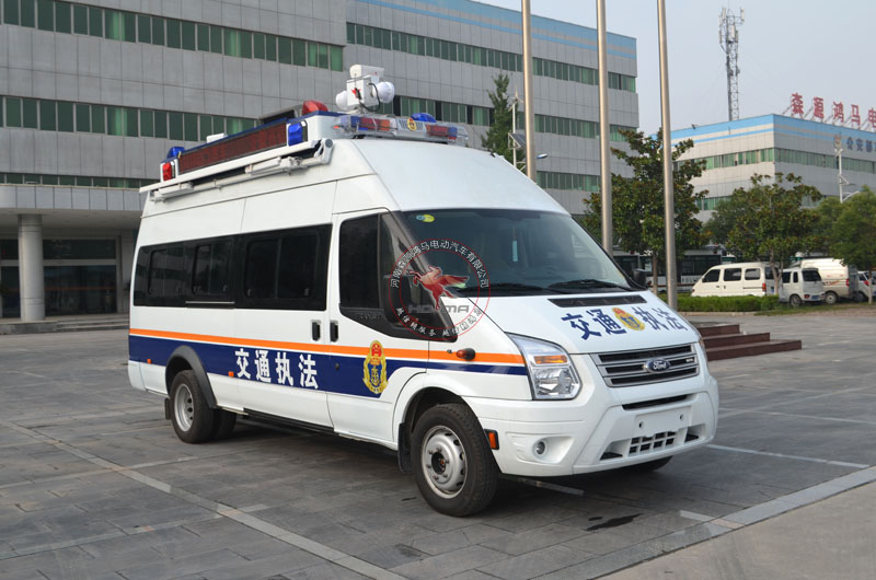 运政交通执法车(图1)