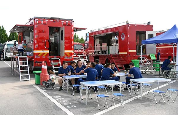 让美食随救援走 提升用餐幸福感||森源鸿马饮食保障车(图5)