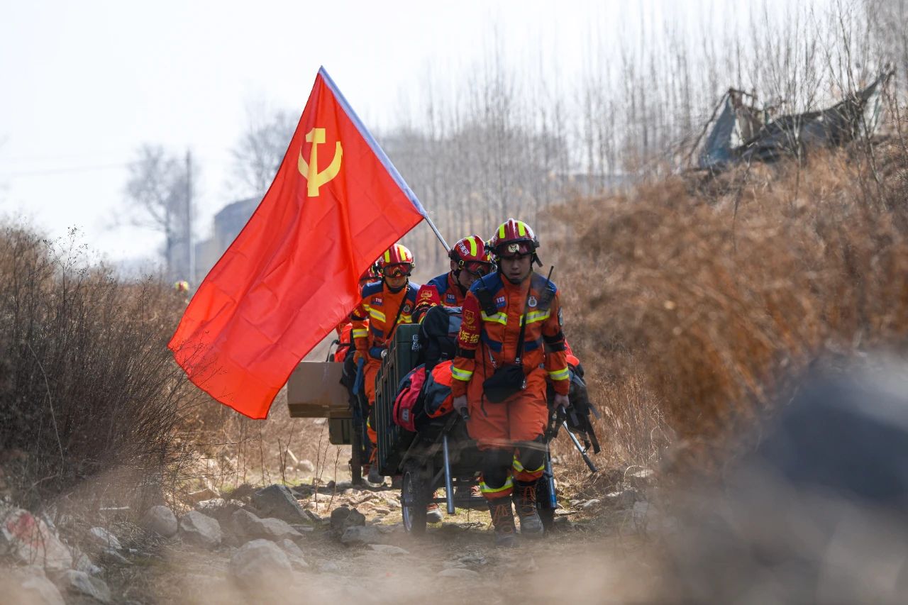 森源鸿马智能指挥方舱担纲“守护中原-2023”地震灾害救援跨区域演练指挥重任(图7)