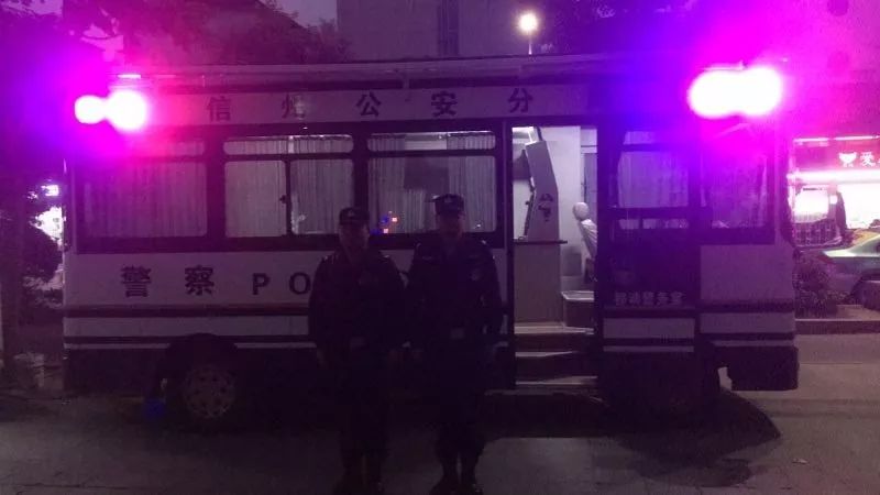 森源鸿马移动警务室为饶城街头增设了一道靓丽“警色”！(图4)